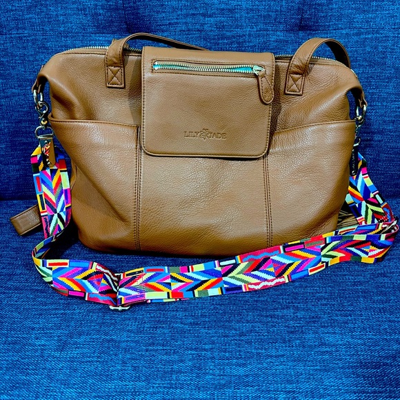 Lily Jade Diaper bag/backpack w/2 Lily Jade Straps and diaper bag insert - Picture 2 of 3